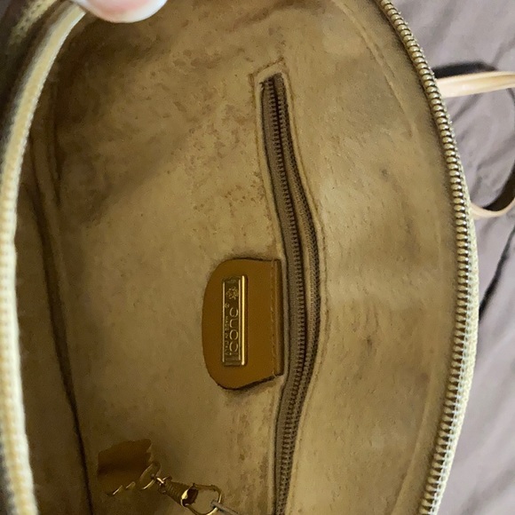 Gucci purse - Picture 2 of 3